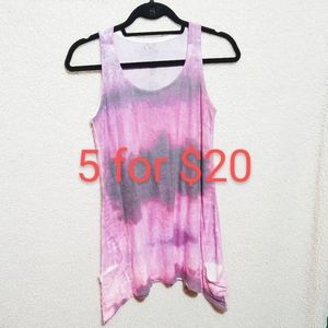Flowy tank top with pockets